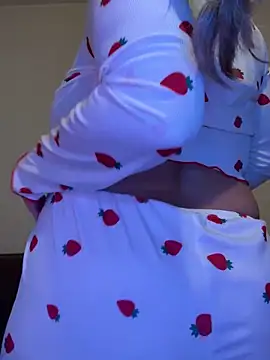 SaraaLoove's cam snapshot