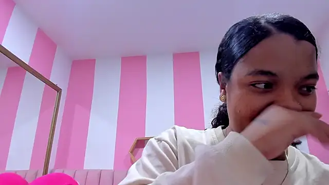 ISABELLA_020's cam snapshot