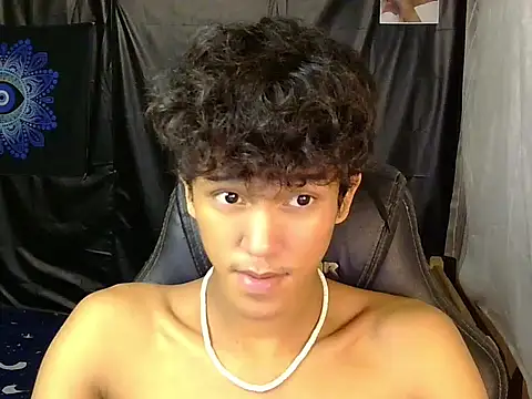 hugekenbigcock's cam snapshot