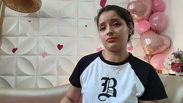 Lily_rousee_'s cam snapshot