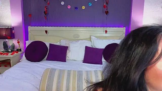 Hungryforme live sex cam