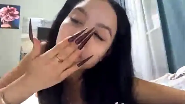 MartaNoir live sex cam