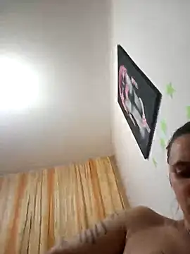 stropinela23 live sex cam