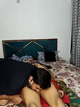 ITZ_GURU live sex cam