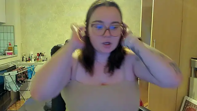 katya_idinax's cam snapshot