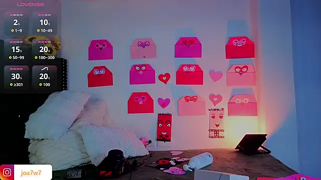 Levii_Ackermann live sex cam