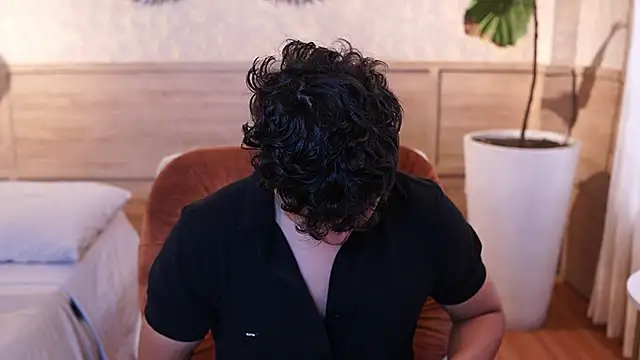 Ethan_occonor live sex cam