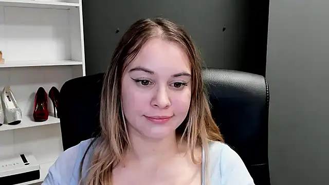 kitty_valeria's cam snapshot