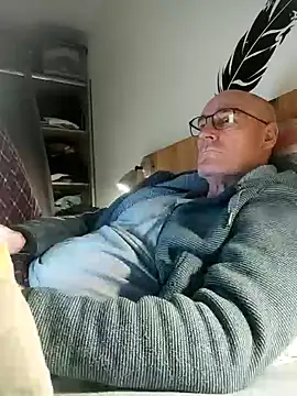 bogland33's cam snapshot