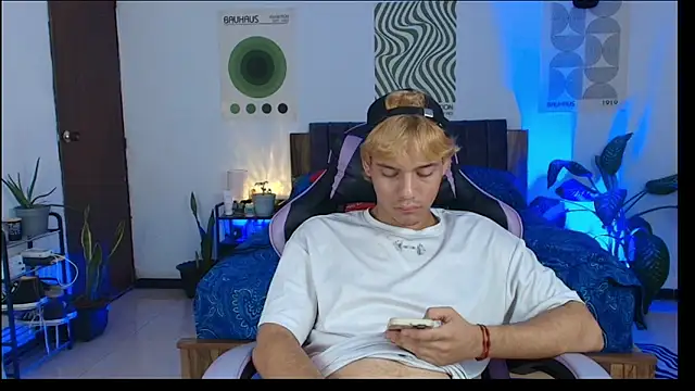 Habel__moretti live sex cam