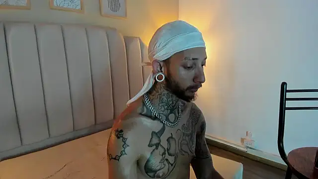 axel_valtier live sex cam