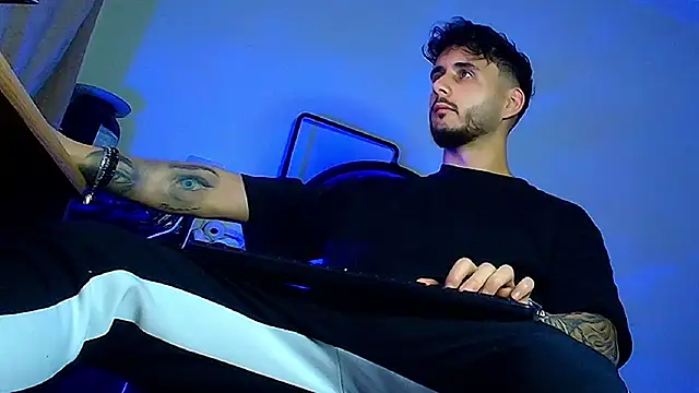 XanderCage99 live sex cam