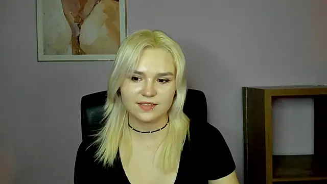 SweetLilyxo's cam snapshot