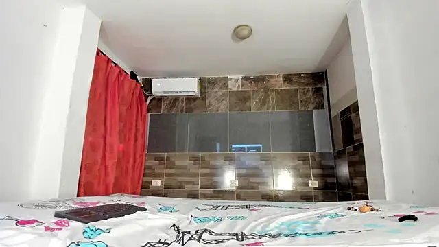 angel_dustt19's cam snapshot