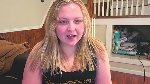 PhatAssBlond's cam snapshot