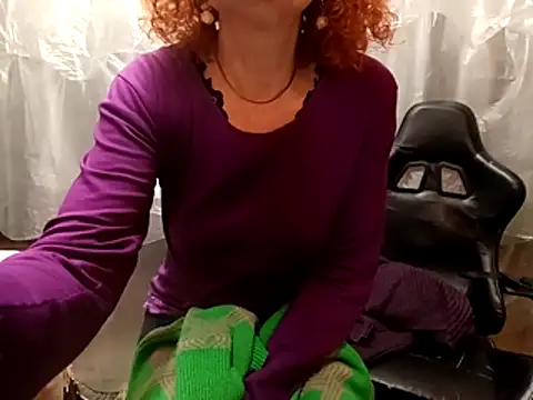 RedIside's cam snapshot