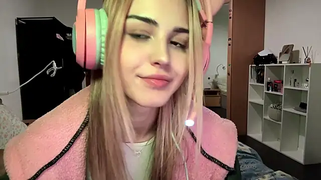 Evva_mayy's cam snapshot