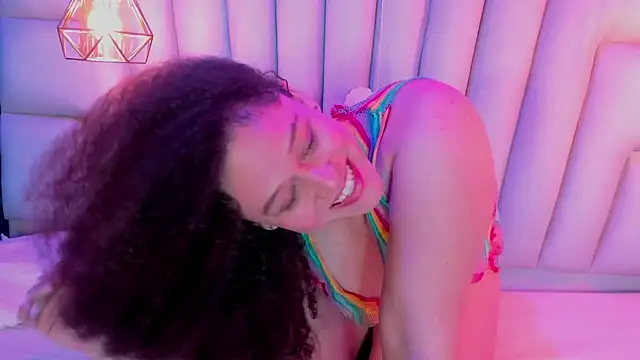 IrinaVoshh_'s cam snapshot