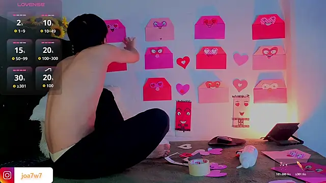 Levii_Ackermann live sex cam