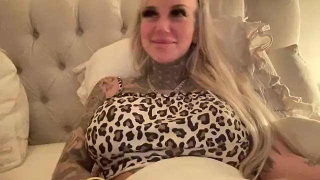 paulinaalatalo live sex cam