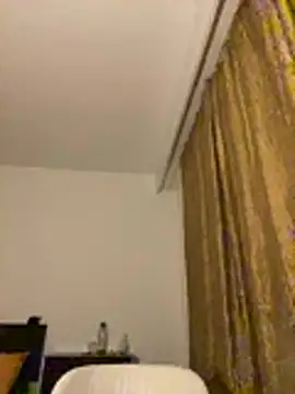 AlexActive's cam snapshot