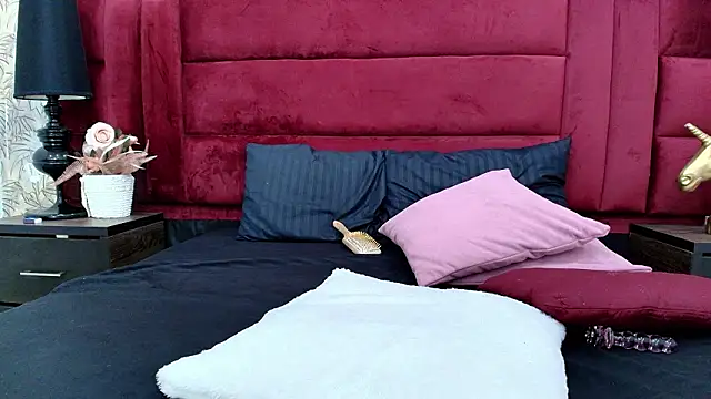 kate_morgann's cam snapshot