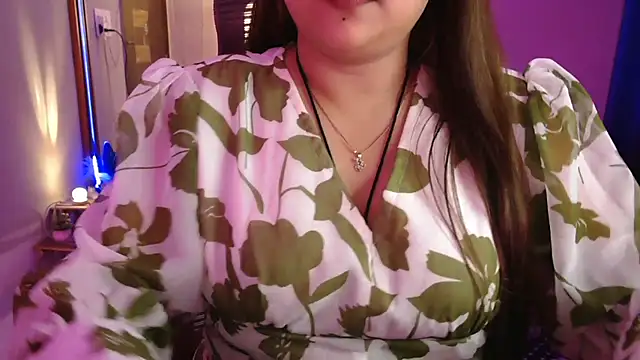 Mitikaa live sex cam