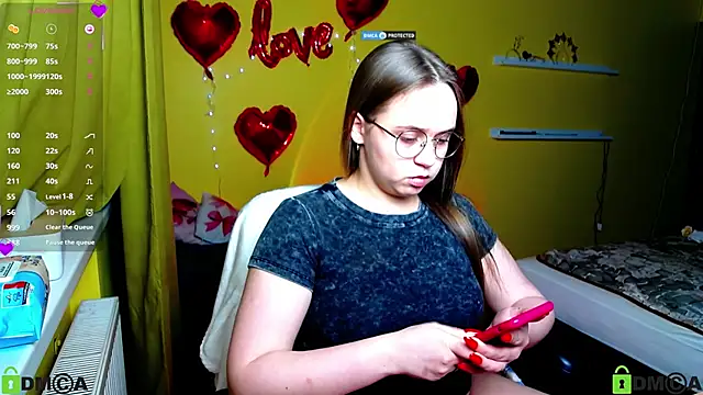 Lilysweet13's cam snapshot