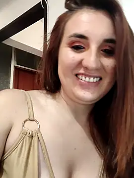 Alyah_1-2's cam snapshot