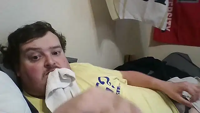 YelpedAverting's cam snapshot