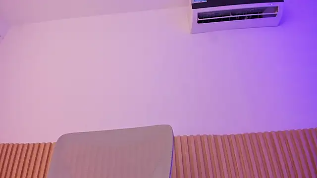 OliviaSweett's cam snapshot