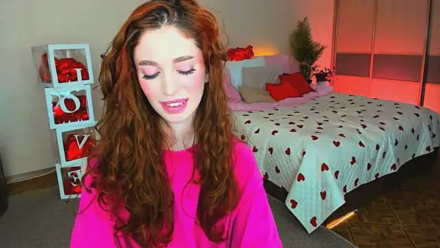 ChristinaConteeree's cam snapshot