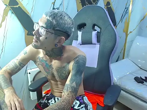 Boy_tatto77's cam snapshot