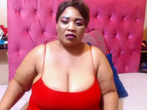 HUGE_BUSTY_EBONY's cam snapshot