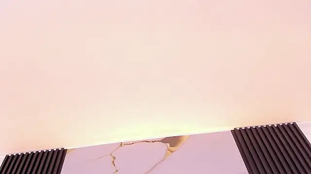 Mia_Devereaux167's cam snapshot