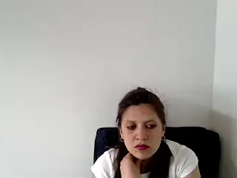 Julianaaldana's cam snapshot