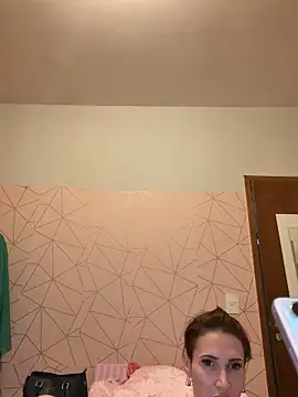 Irresistible24 live sex cam