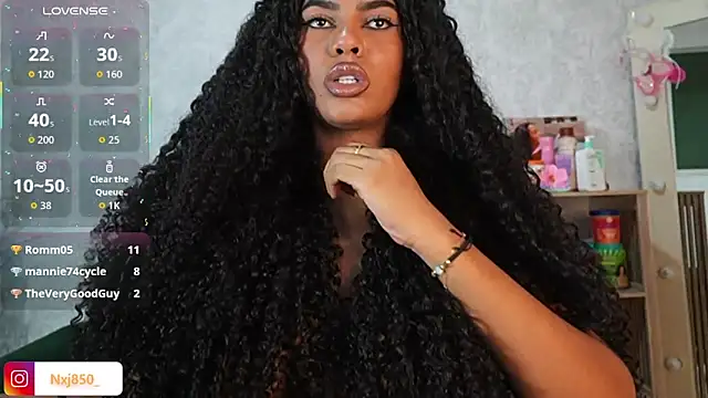 HOTBLACKANDWHITE2 live sex cam