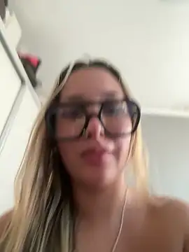 miagarcia250 live sex cam