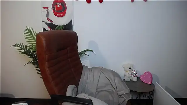 MavkaCute's cam snapshot