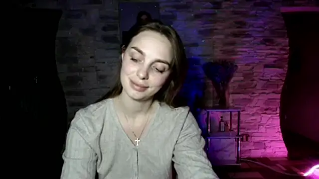 _julia_wonderful_'s cam snapshot