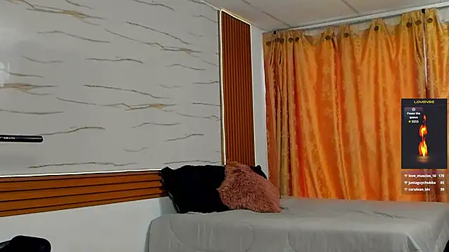 ChoreyTaiylor live sex cam