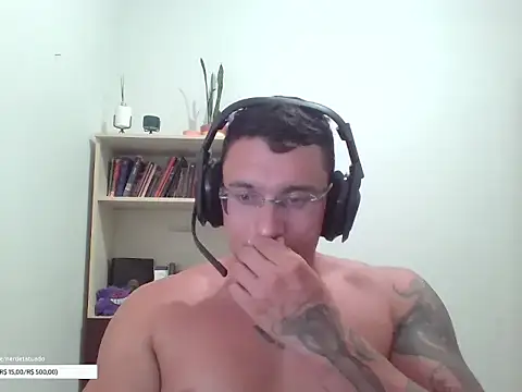 NerdeTatuado live sex cam