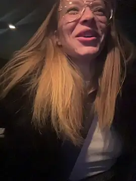 AnastasiaAniess live sex cam