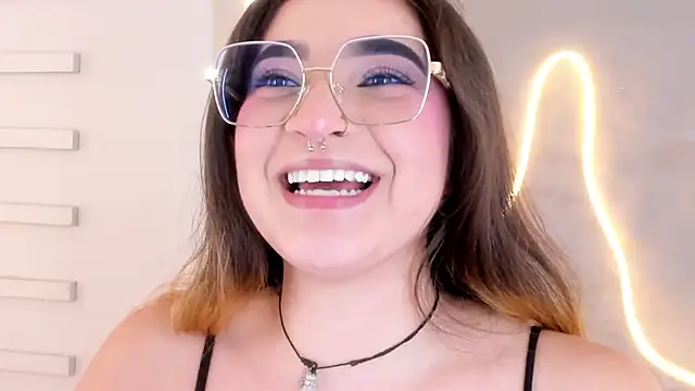 Shanntal_'s cam snapshot