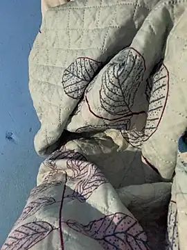 mondacuo3000 live sex cam