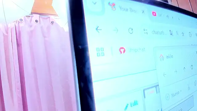 michell_sweetiee's cam snapshot