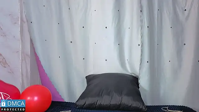 sandra_rey_'s cam snapshot