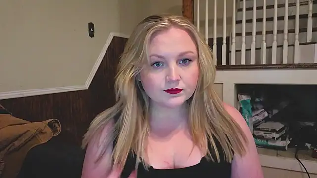 PhatAssBlond live sex cam