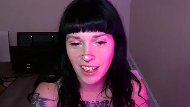 Marcelinegoddess live sex cam